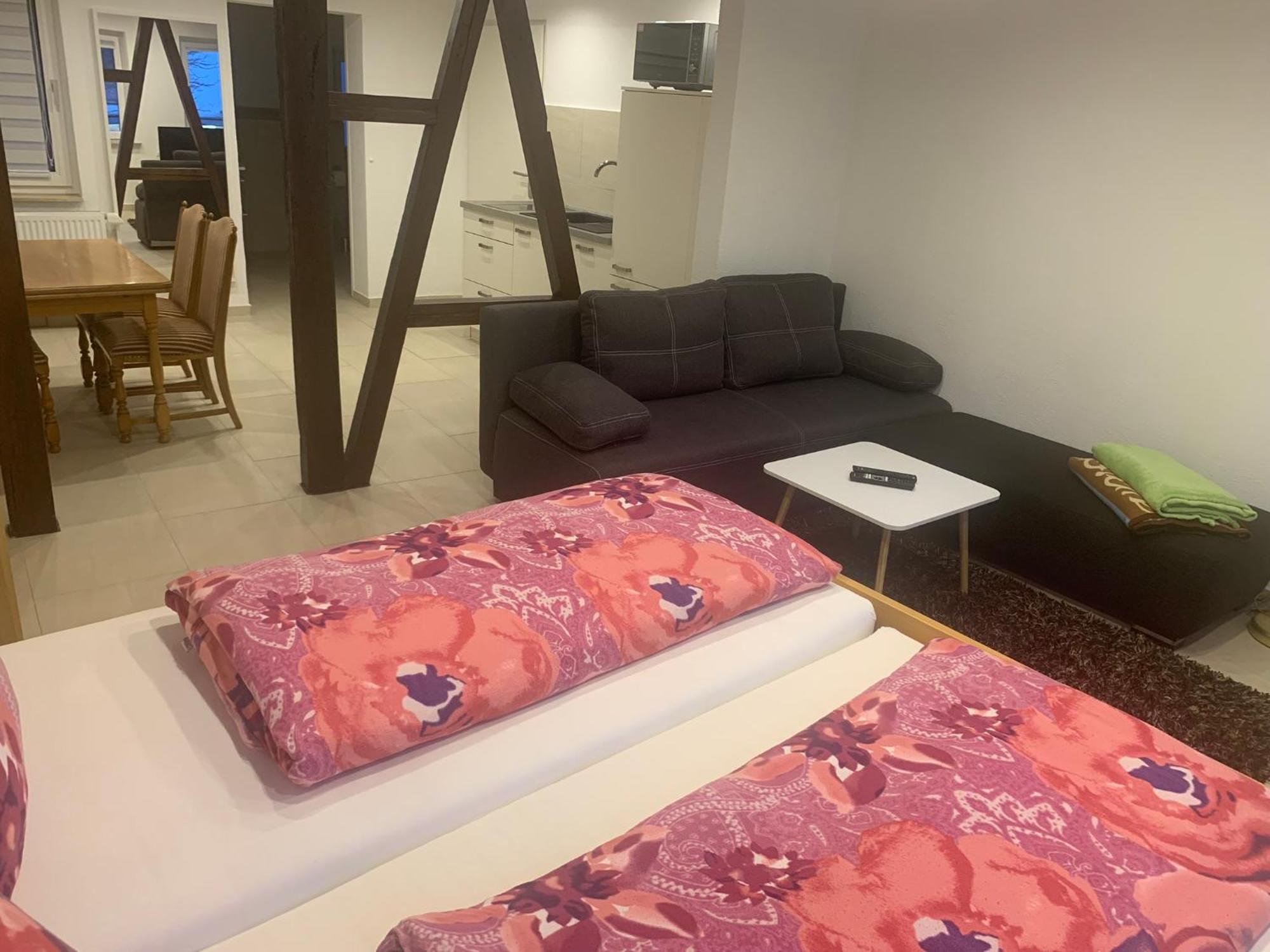 Boardinghouse Schnaitheim - Apartment Heidenheim an der Brenz Esterno foto